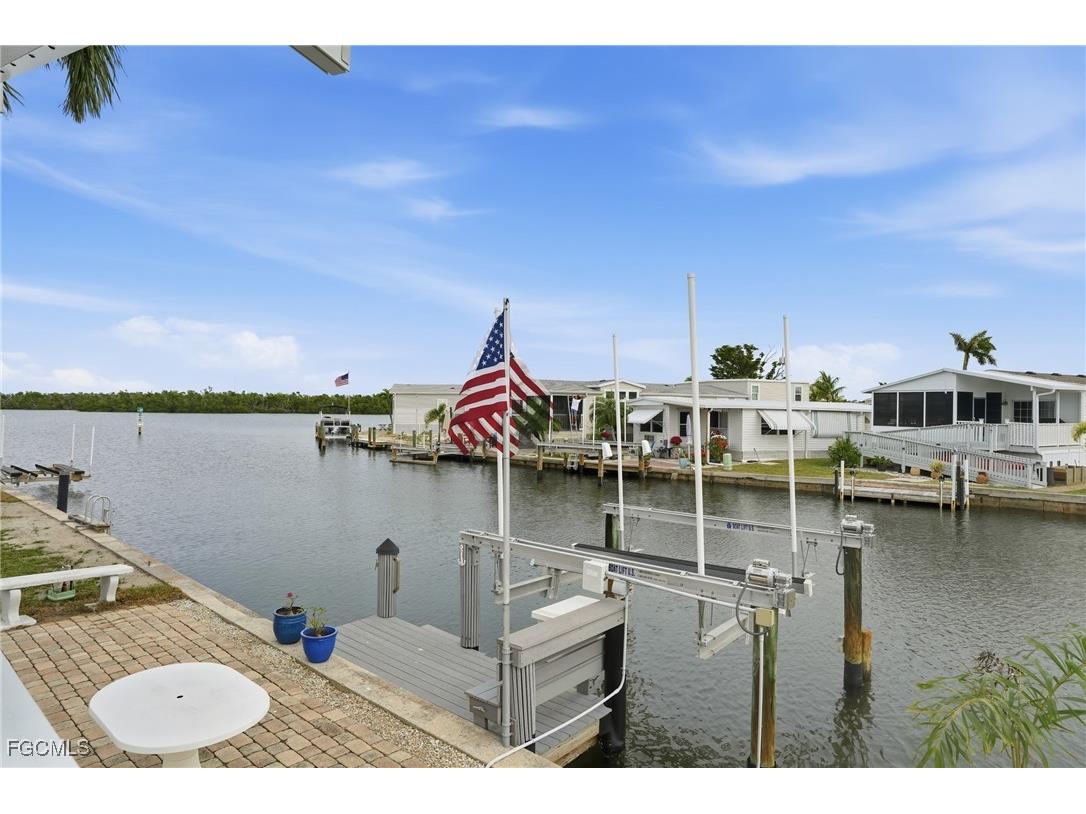 4 Galleon Way Fort Myers Beach FL 33931 2025024795 image24