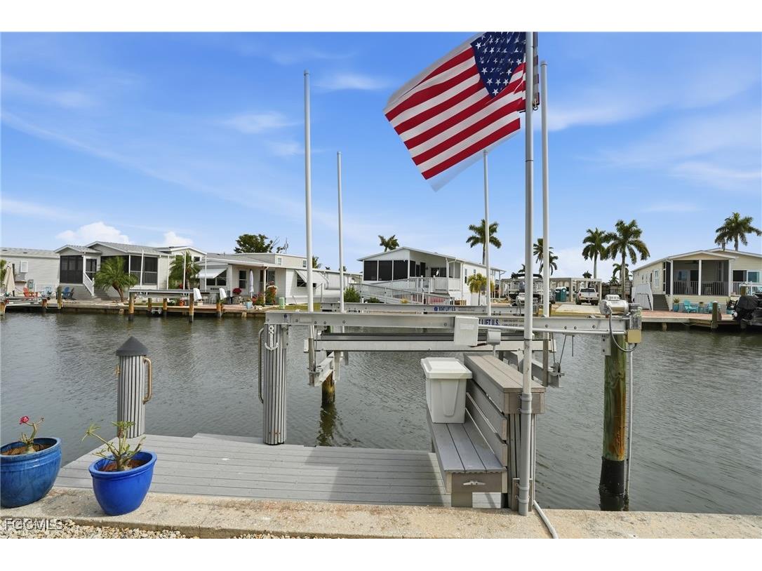 4 Galleon Way Fort Myers Beach FL 33931 2025024795 image27