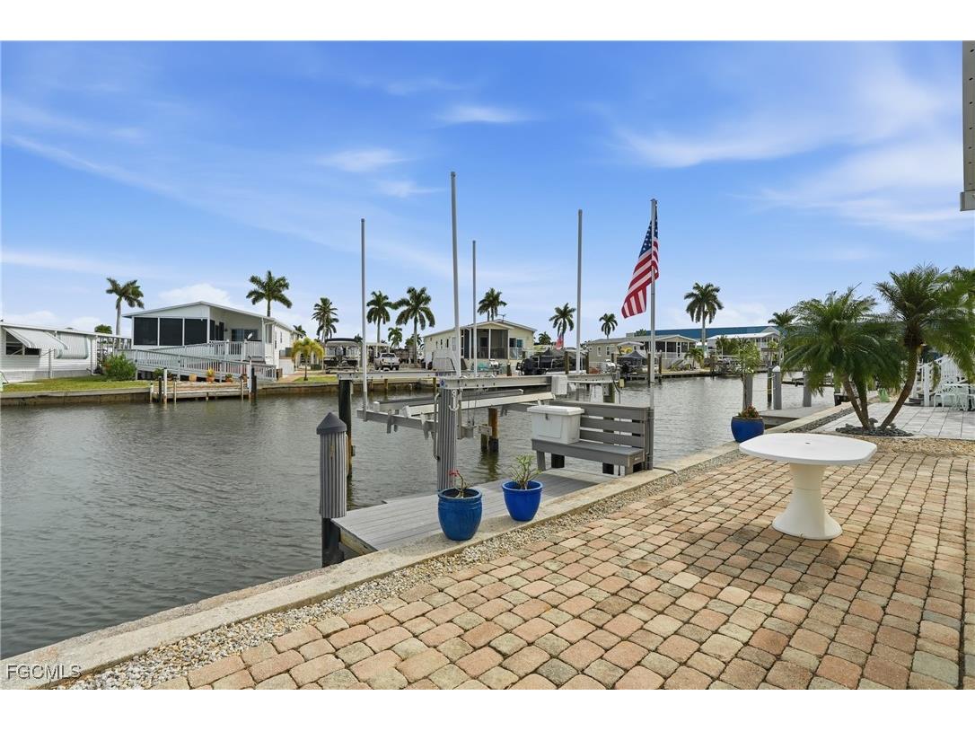 4 Galleon Way Fort Myers Beach FL 33931 2025024795 image28