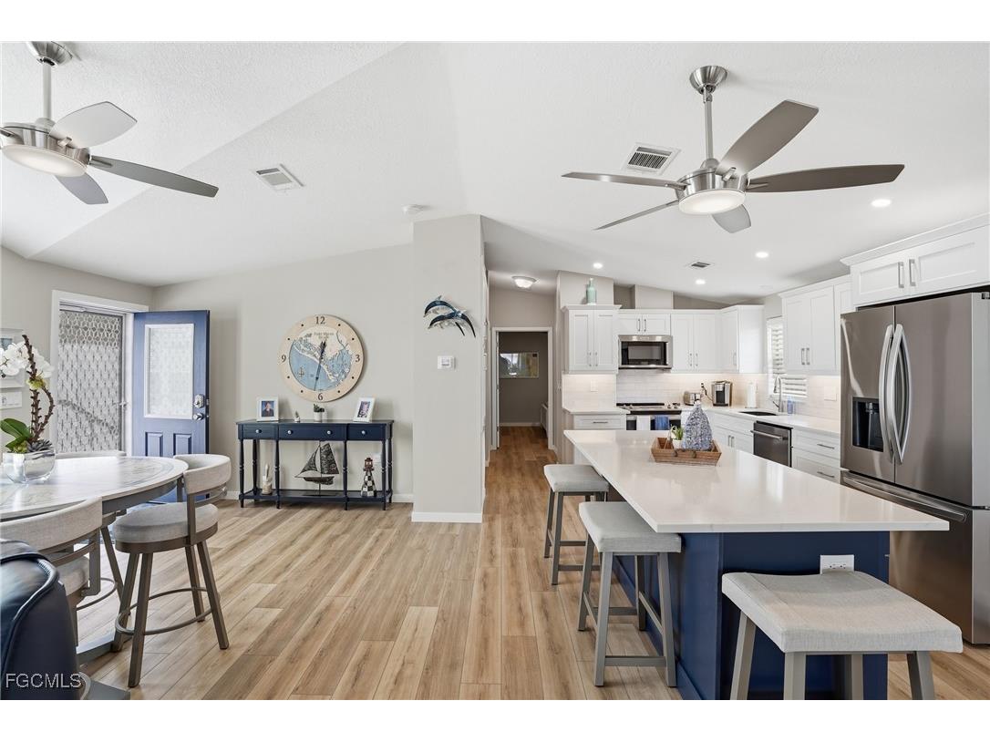 4 Galleon Way Fort Myers Beach FL 33931 2025024795 image7