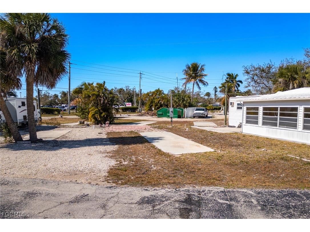 4 Helen Lane Fort Myers Beach FL 33931 2026008704 image10