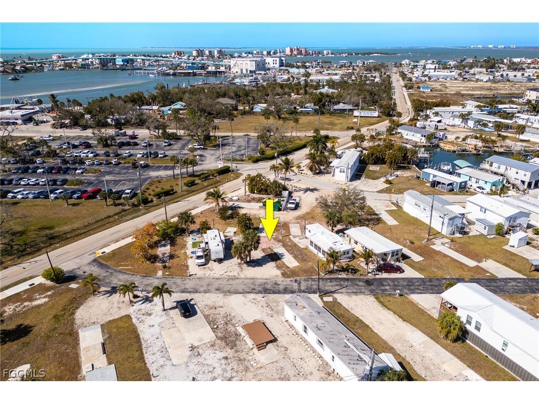4 Helen Lane Fort Myers Beach FL 33931 2026008704 image15