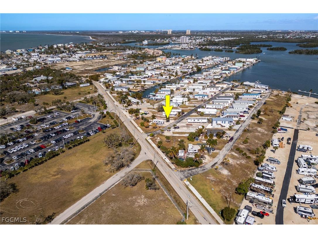 4 Helen Lane Fort Myers Beach FL 33931 2026008704 image23