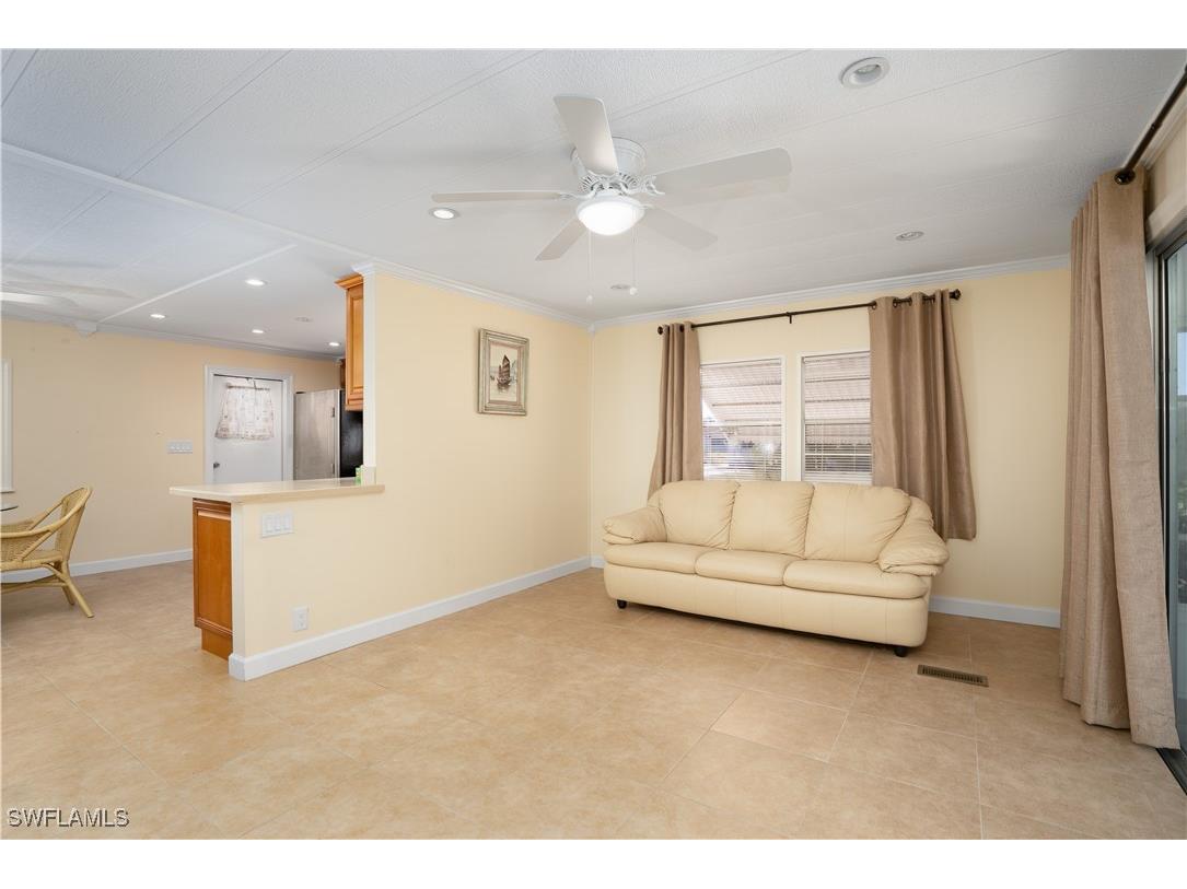 4 Lake Diane Drive Naples FL 34114 225008464 image1