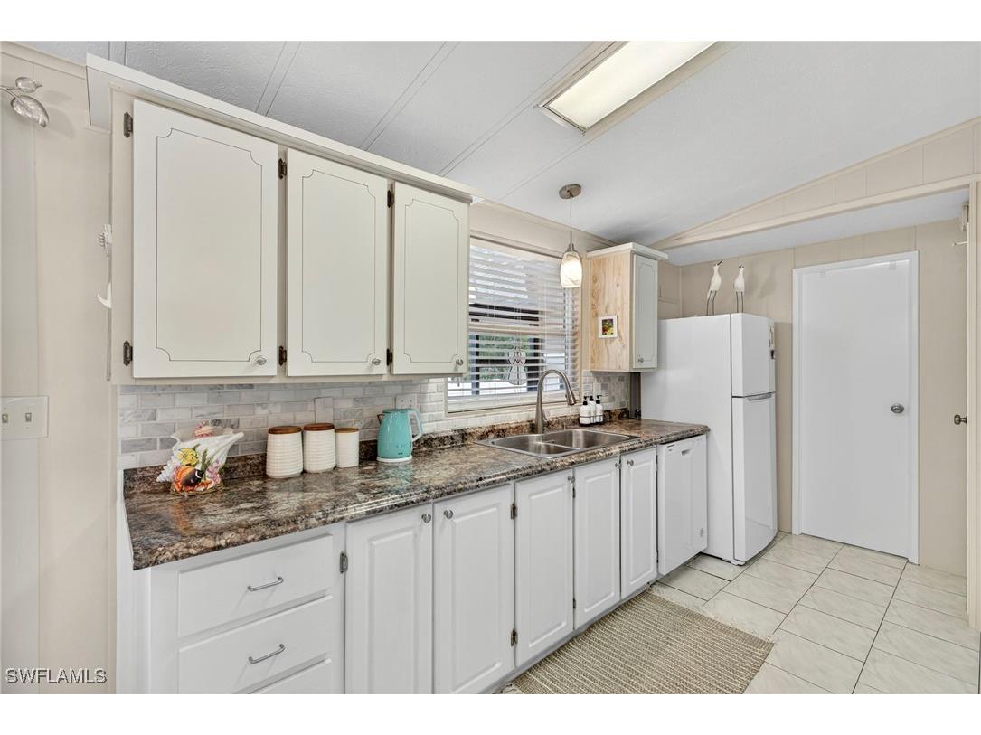 4 Oceans Boulevard #4 Naples FL 34104 225076872 image11