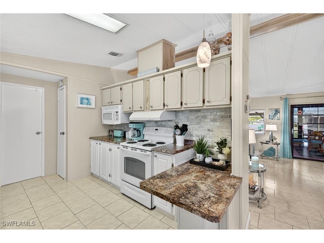 4 Oceans Boulevard #4 Naples FL 34104 225076872 image12