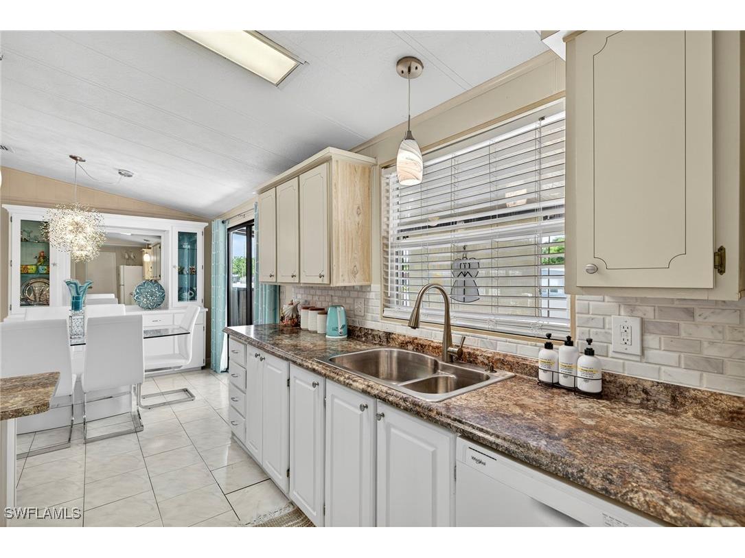 4 Oceans Boulevard #4 Naples FL 34104 225076872 image14