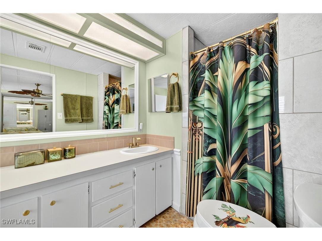 4 Oceans Boulevard #4 Naples FL 34104 225076872 image18