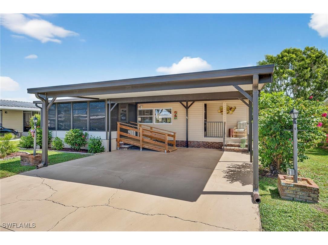 4 Oceans Boulevard #4 Naples FL 34104 225076872 image2