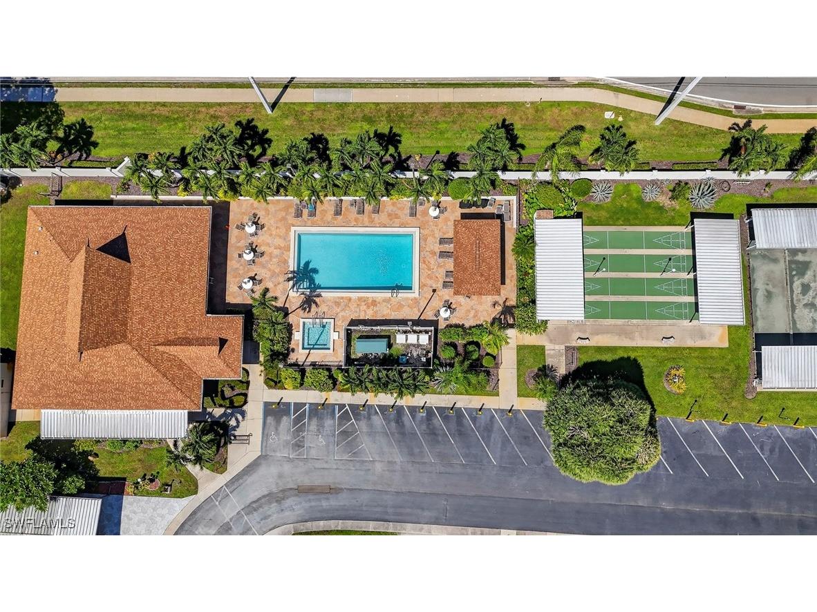 4 Oceans Boulevard #4 Naples FL 34104 225076872 image25