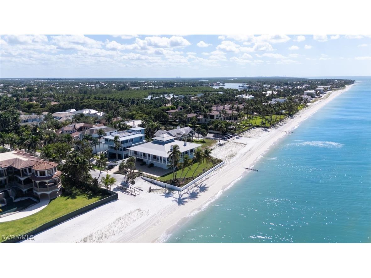 40 32nd Avenue S Naples FL 34102 225002679 image1