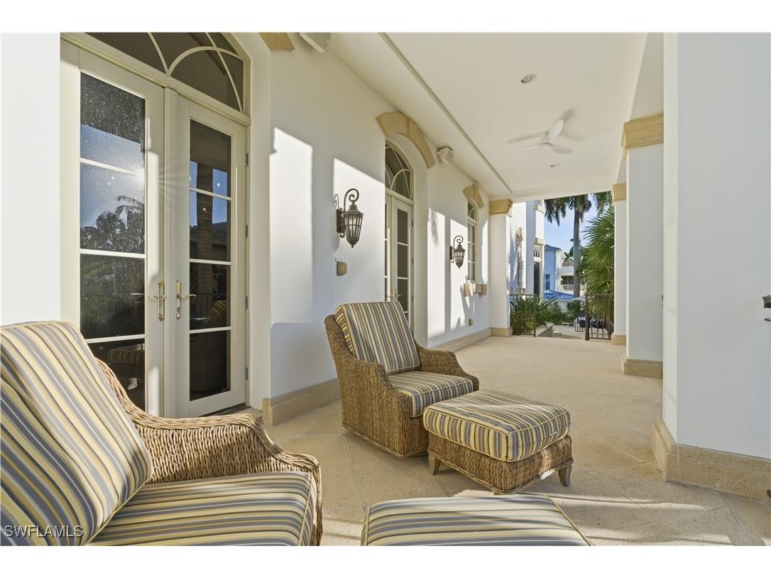 40 5th Avenue S Naples FL 34102 224022030 image11