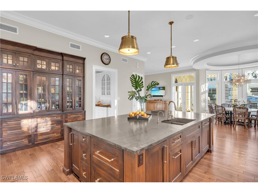 40 5th Avenue S Naples FL 34102 224022030 image14