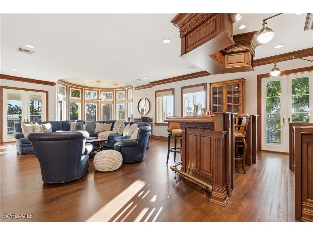 40 5th Avenue S Naples FL 34102 224022030 image20