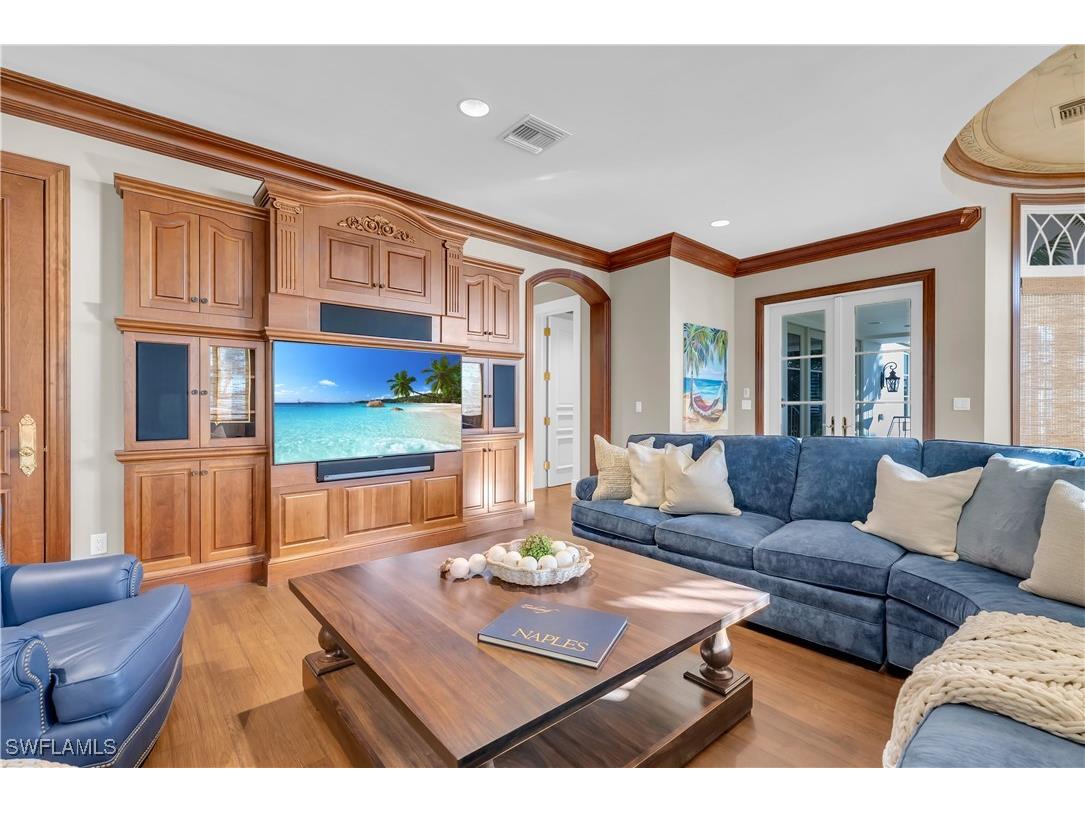 40 5th Avenue S Naples FL 34102 224022030 image23