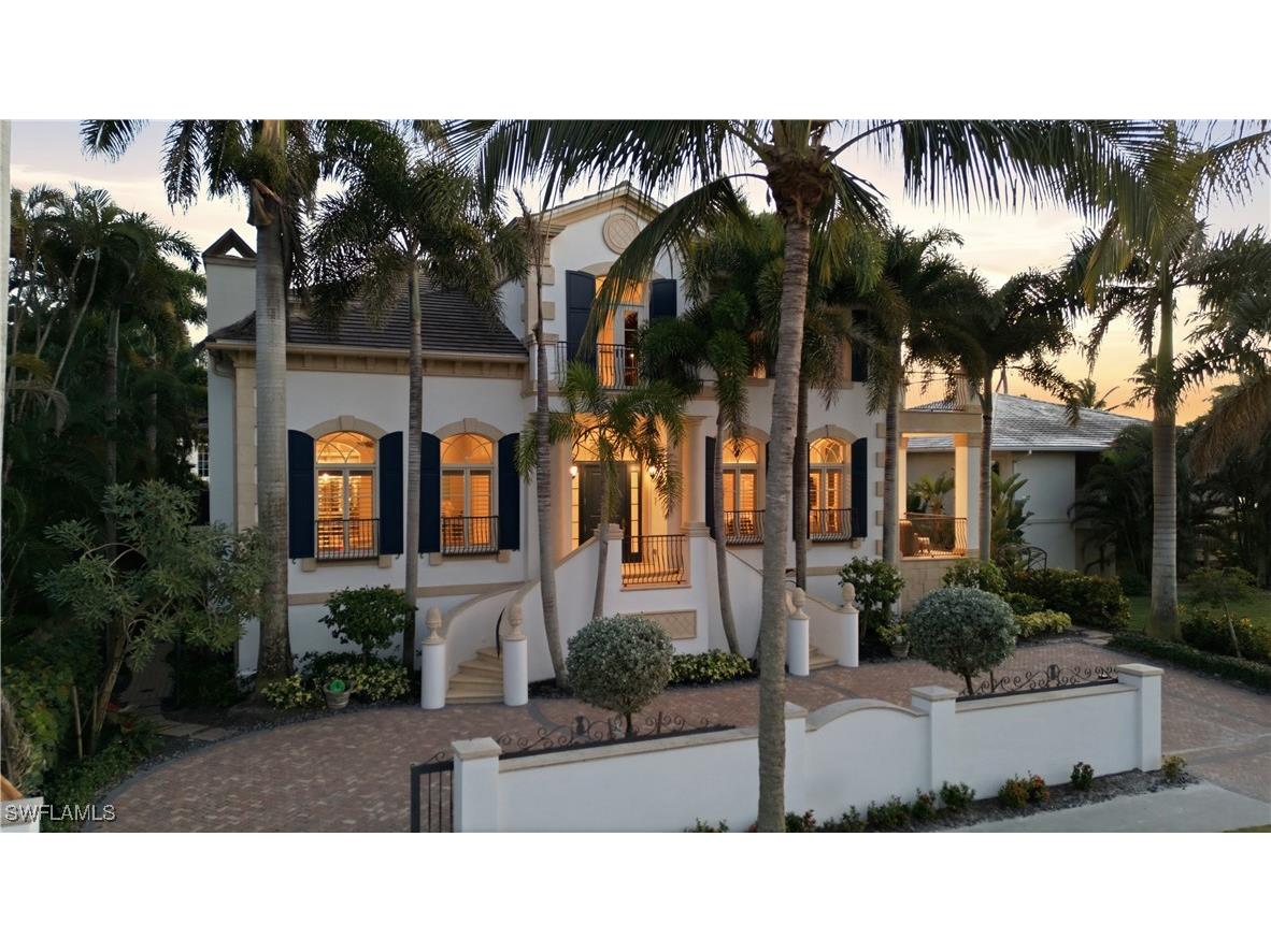 40 5th Avenue S Naples FL 34102 224022030 image3