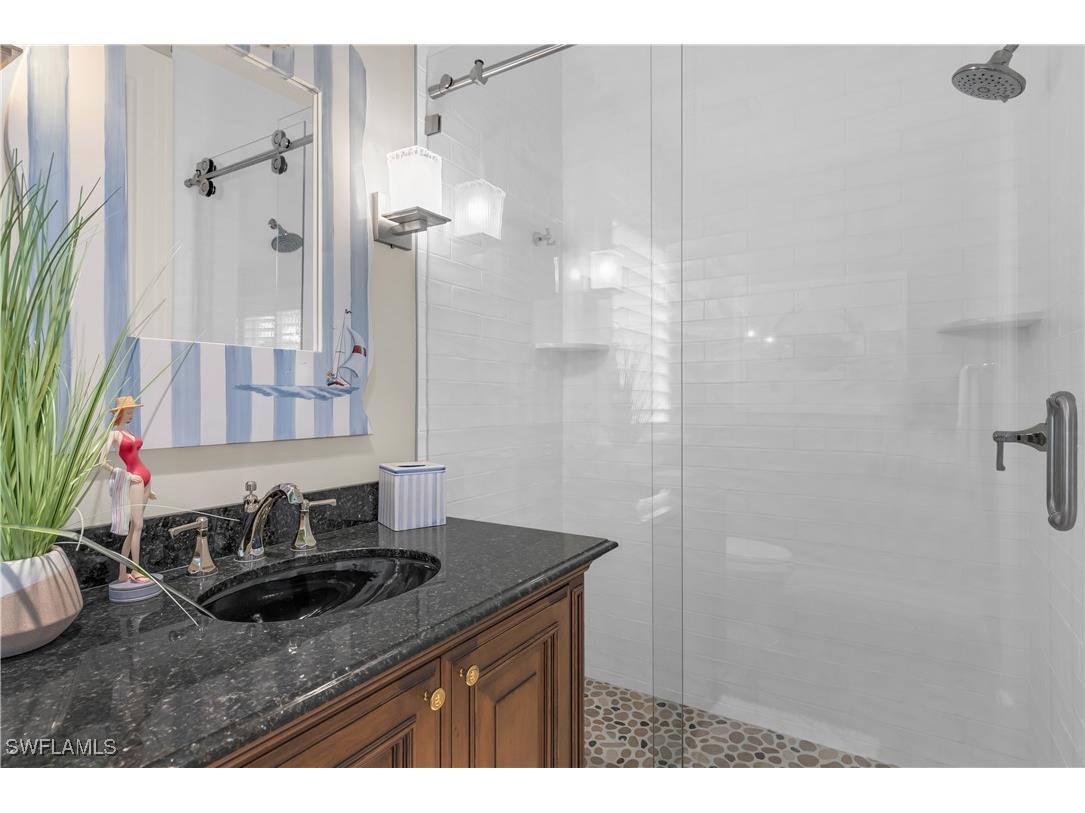 40 5th Avenue S Naples FL 34102 224022030 image30