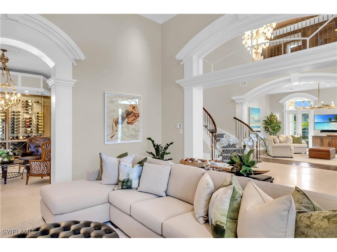 40 5th Avenue S Naples FL 34102 224022030 image8