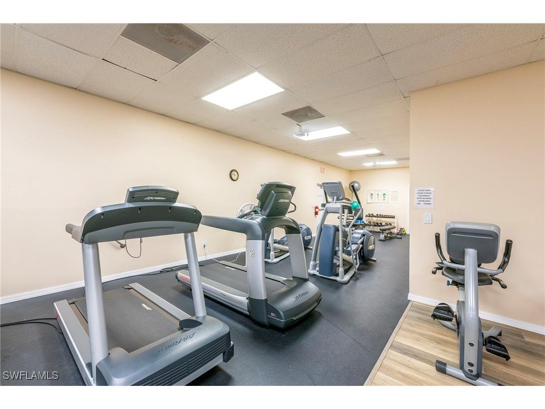 40 Le Mans Drive Naples FL 34112 225054618 image25