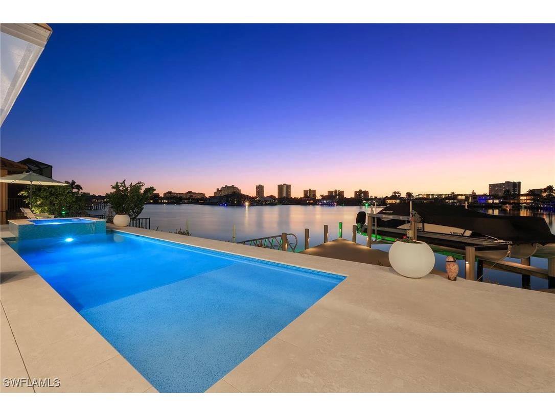 40 Primrose Court Marco Island FL 34145 225011701 image1