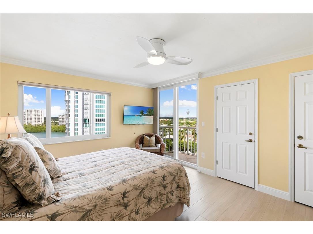 40 Seagate Drive #1204A Naples FL 34103 225080911 image18