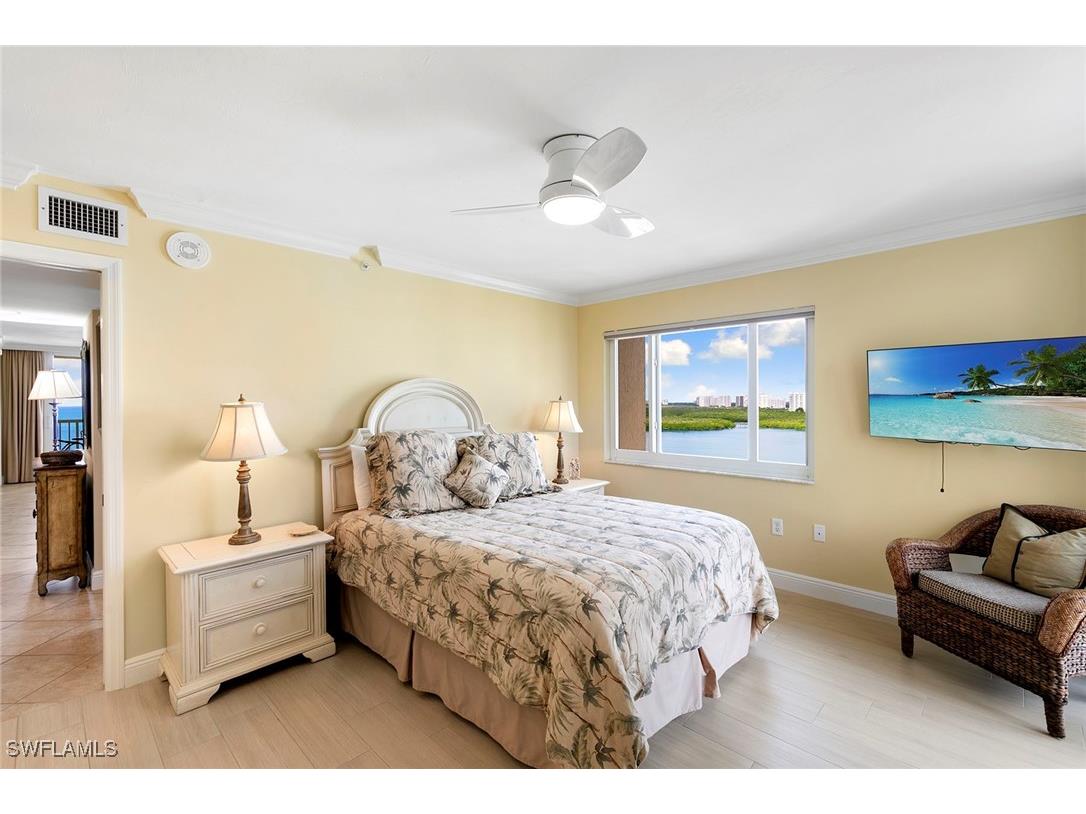 40 Seagate Drive #1204A Naples FL 34103 225080911 image19