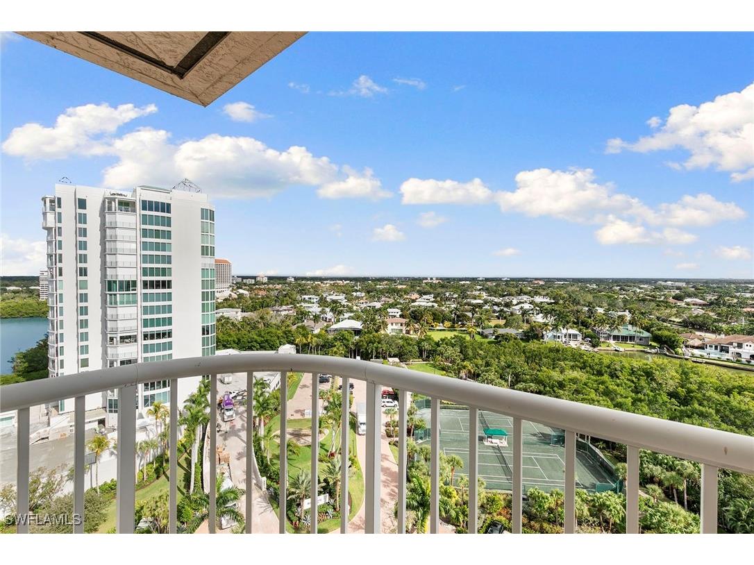 40 Seagate Drive #1204A Naples FL 34103 225080911 image21