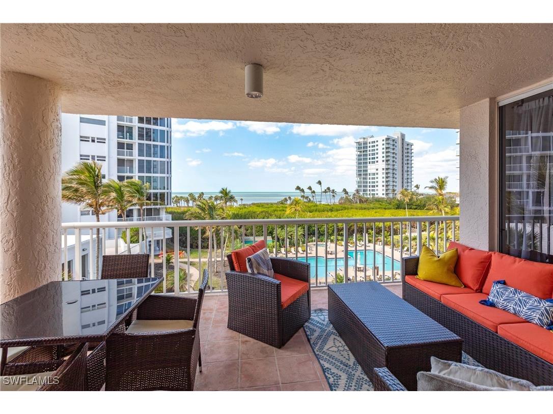 40 Seagate Drive #202A Naples FL 34103 225039973 image10