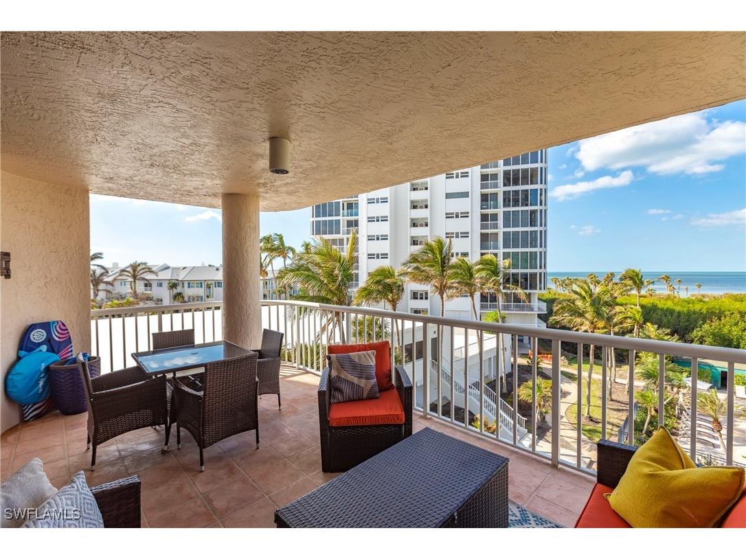 40 Seagate Drive #202A Naples FL 34103 225039973 image18