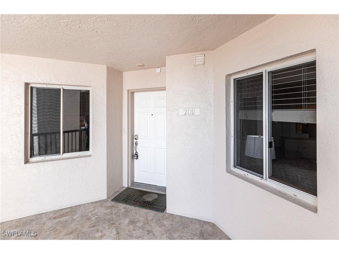 40 Seagate Drive #202A Naples FL 34103 225039973 image35