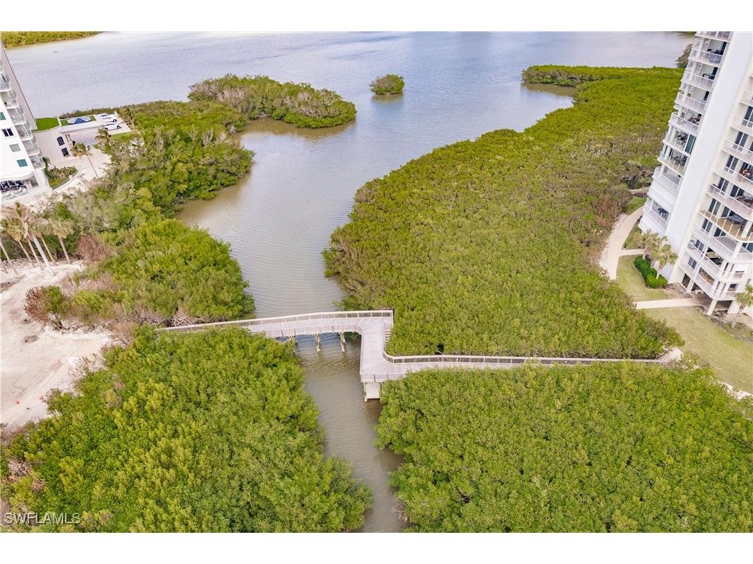 40 Seagate Drive #202A Naples FL 34103 225039973 image42