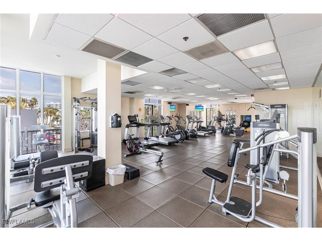 40 Seagate Drive #202A Naples FL 34103 225039973 image46