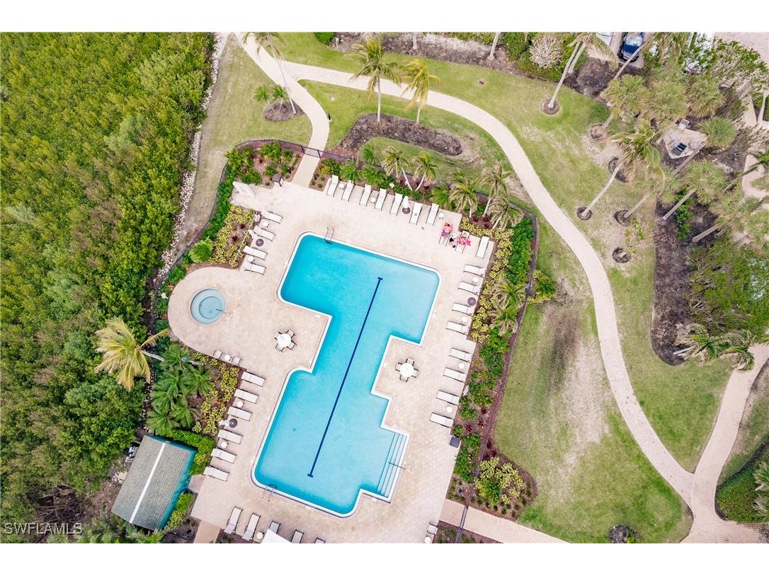 40 Seagate Drive #202A Naples FL 34103 225039973 image49