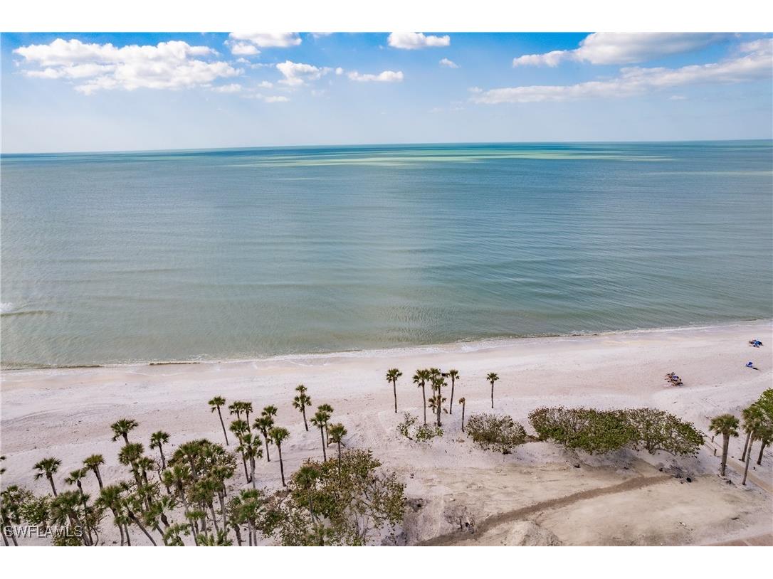 40 Seagate Drive #202A Naples FL 34103 225039973 image7