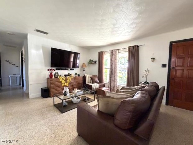 40 Victoria Drive North Fort Myers FL 33917 2026005174 image11