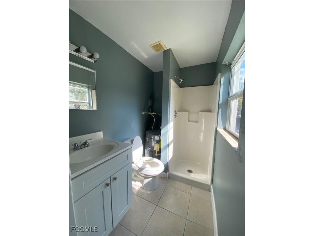 40 Willis Road #1 North Fort Myers FL 33917 2025021243 image7