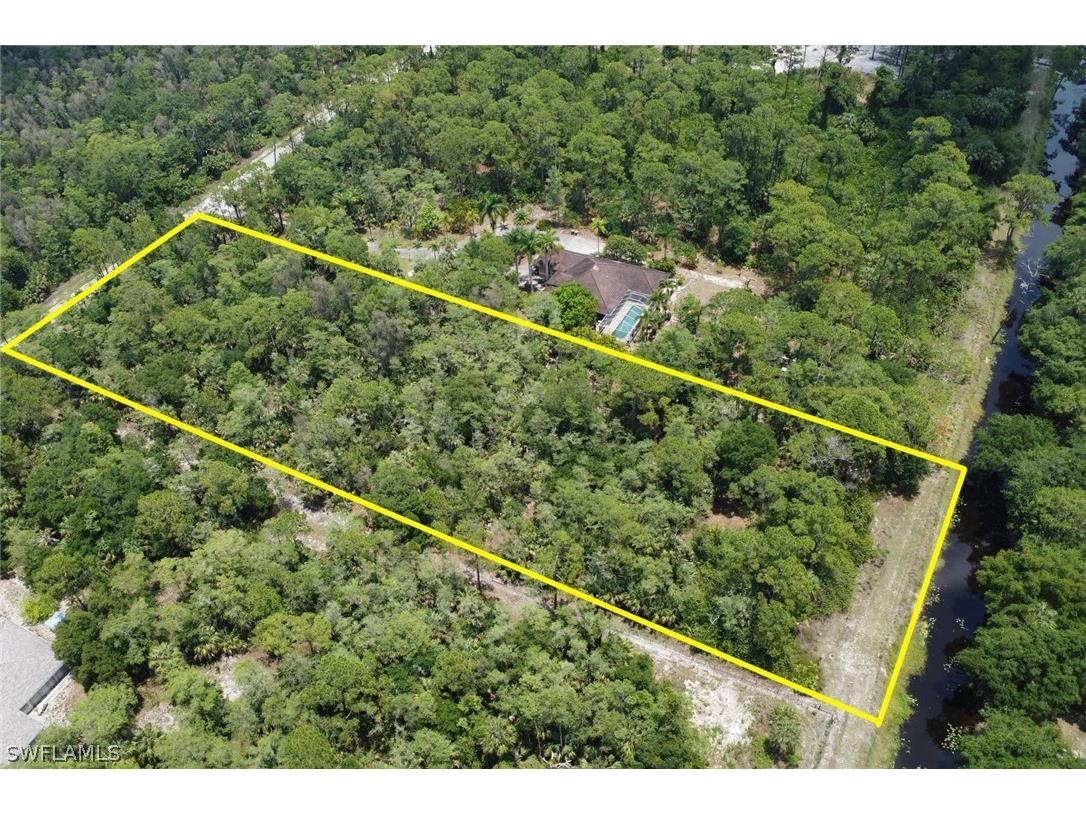 400 33 Avenue NW Naples FL 34120 224045356 image1