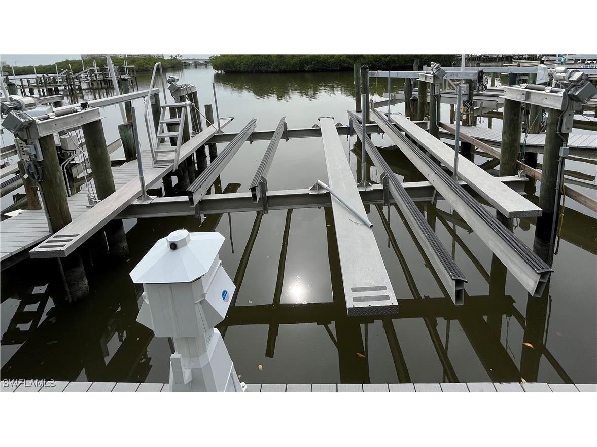 400 Bay Club Drive Naples FL 34110 225040670 image5