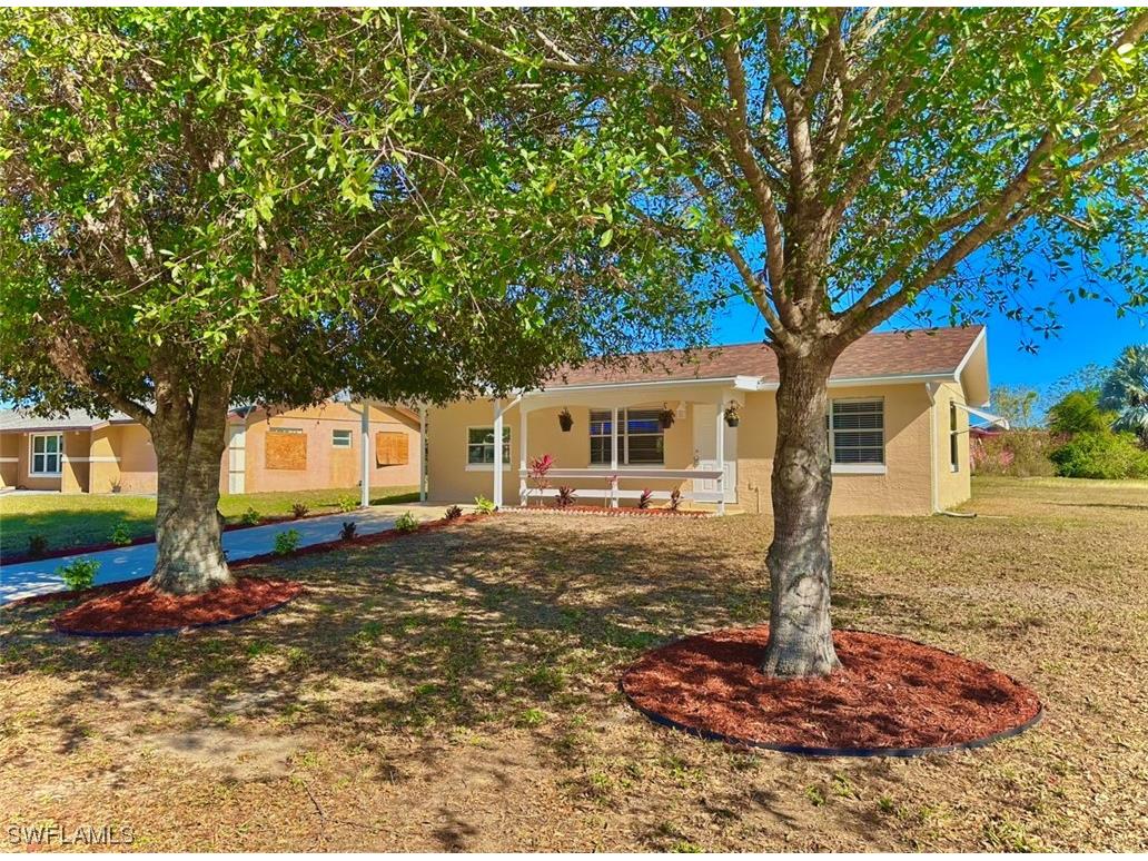 400 Cactus Circle Lehigh Acres FL 33936 223024972 image1