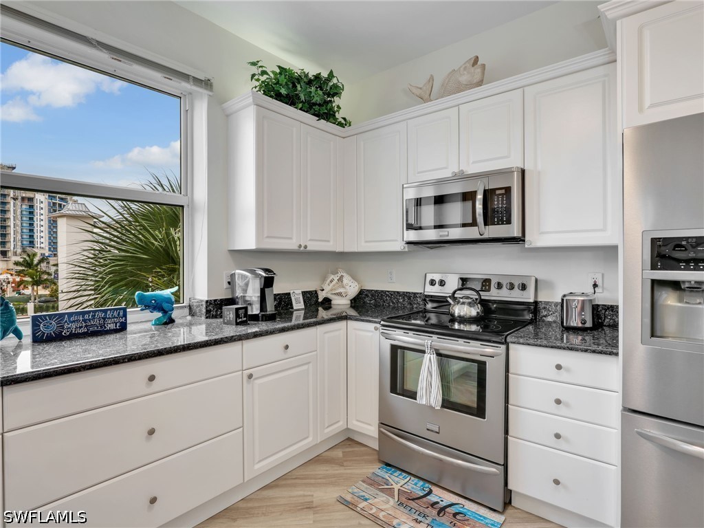 400 Flagship Drive #302 Naples FL 34108 226020057 image13