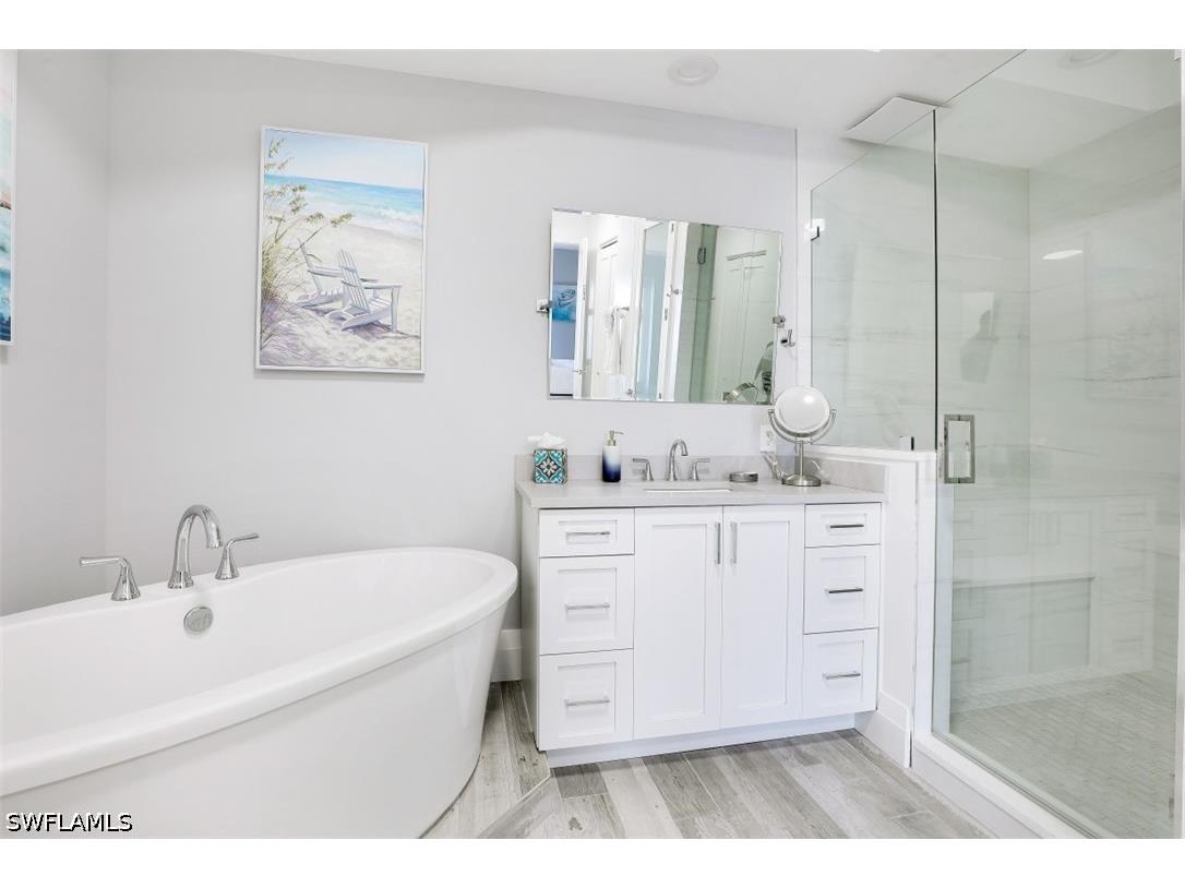 400 Flagship Drive #802 Naples FL 34108 226022480 image18
