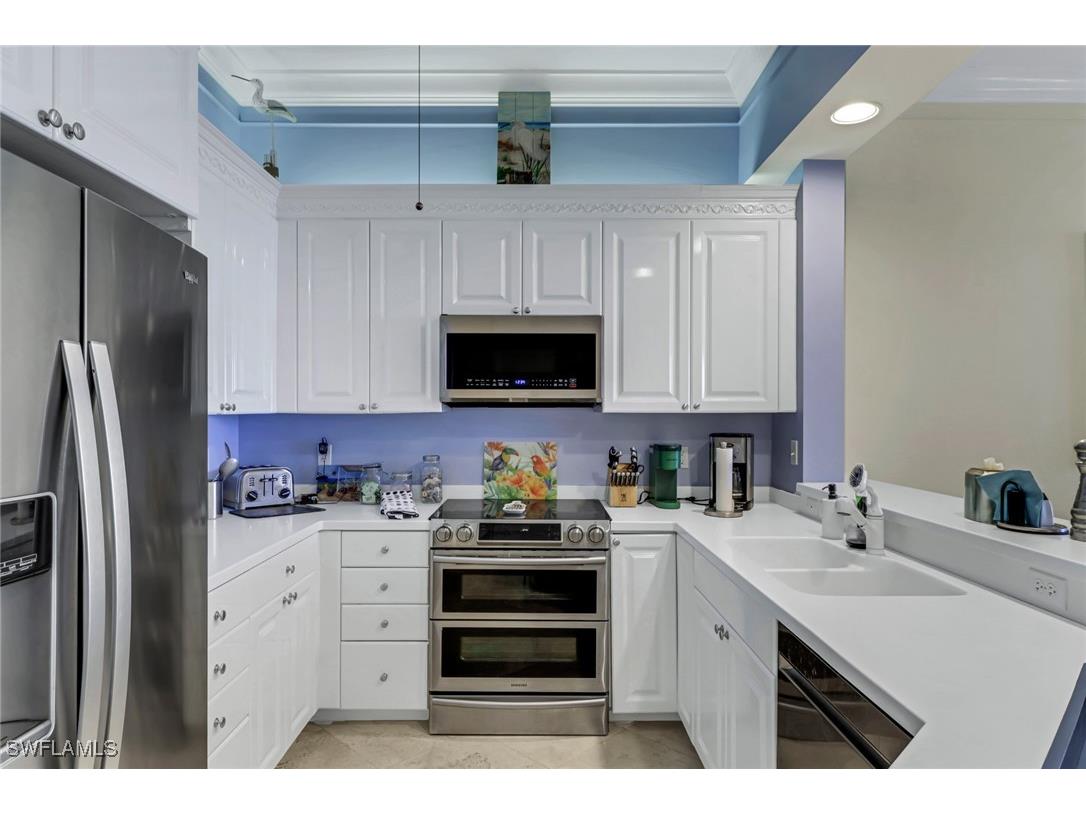 400 Flagship Drive #1206 PENTHOUSE Naples FL 34108 225077469 image5