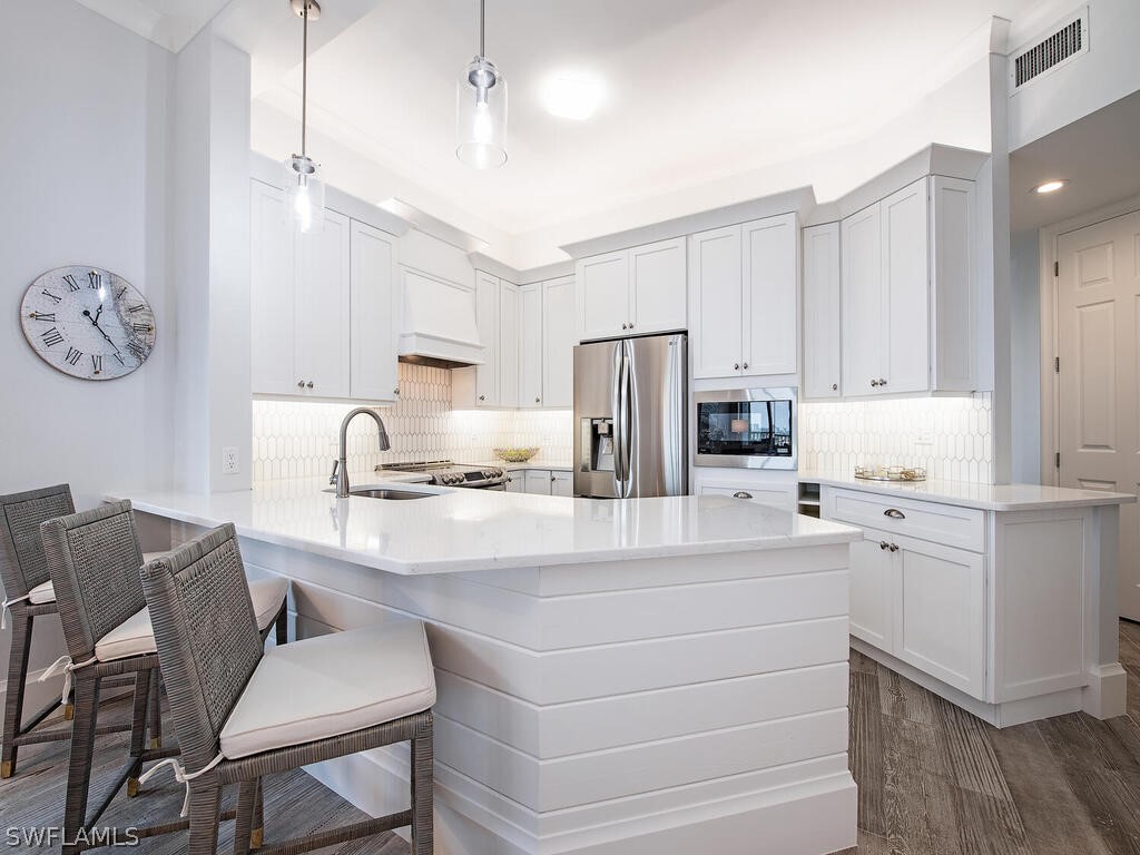 400 Flagship Drive #1208 Naples FL 34108 224043709 image1