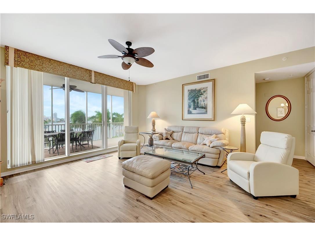 400 Flagship Drive #403 Naples FL 34108 225073692 image1