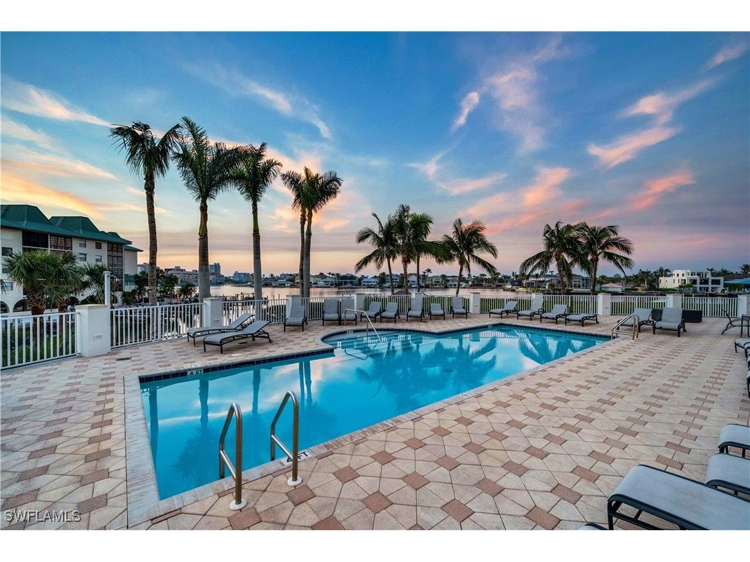 400 Flagship Drive #403 Naples FL 34108 225073692 image20