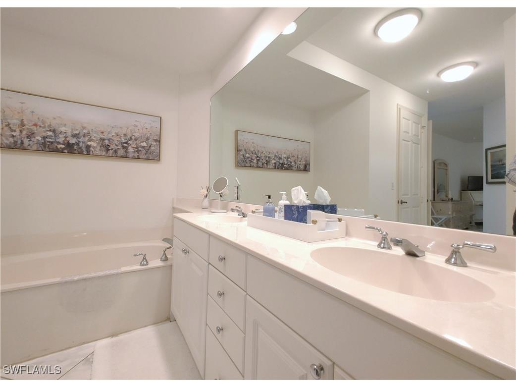 400 Flagship Drive #704 Naples FL 34108 225075935 image10