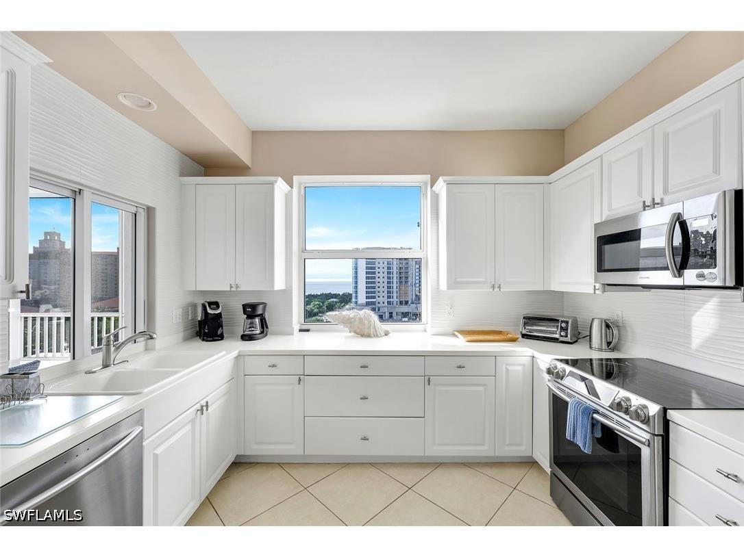 400 Flagship Drive #902 Naples FL 34108 226018454 image7