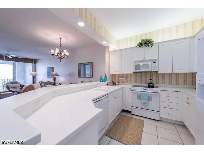400 Flagship Drive #905 Naples FL 34108 226018453 image6