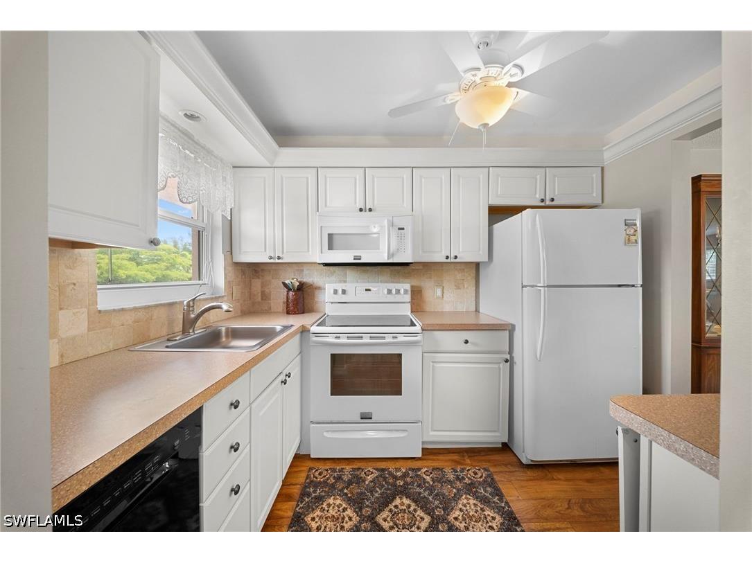 400 Forest Lakes Boulevard #204 Naples FL 34105 226015653 image11