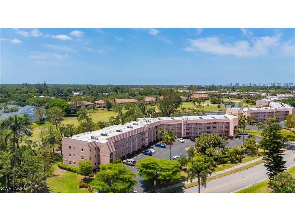 400 Forest Lakes Boulevard #301 Naples FL 34105 225041418 image1